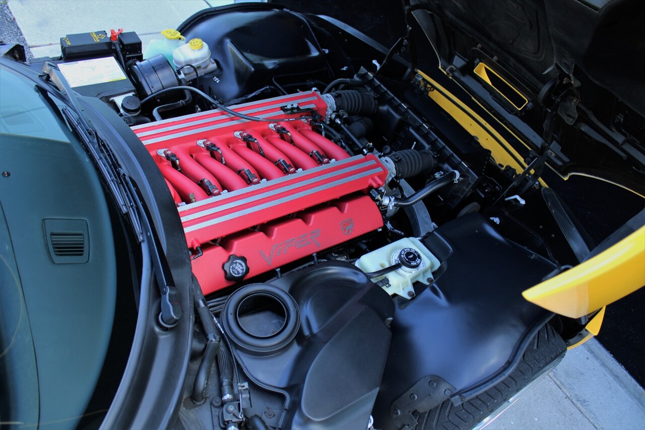 2002 Dodge Viper RT/10   - Photo 32 - Stuart, FL 34997