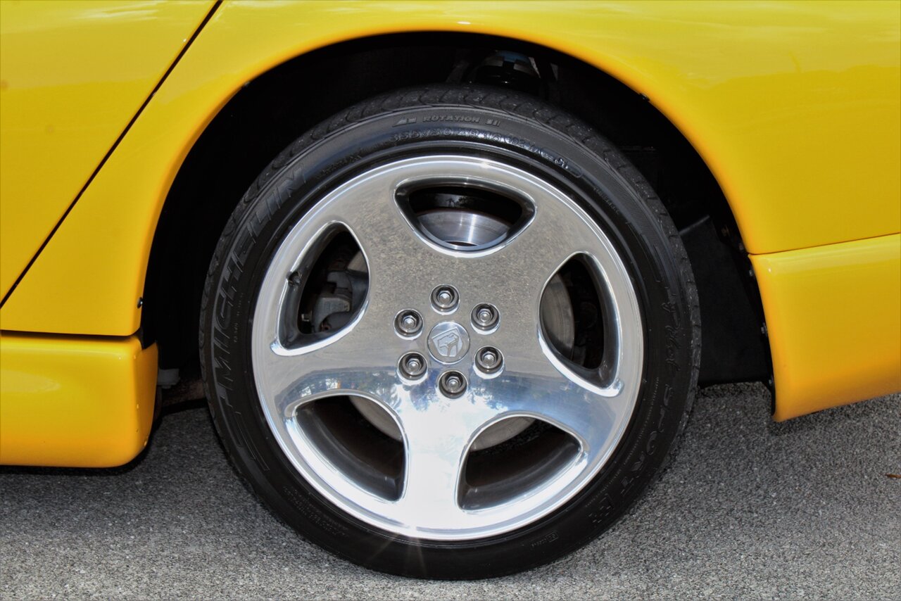 2002 Dodge Viper RT/10   - Photo 36 - Stuart, FL 34997