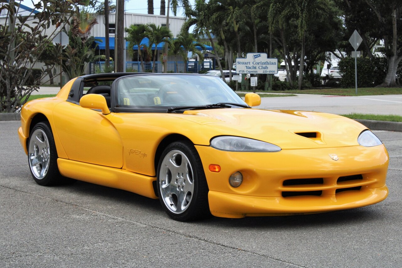 2002 Dodge Viper RT/10   - Photo 10 - Stuart, FL 34997