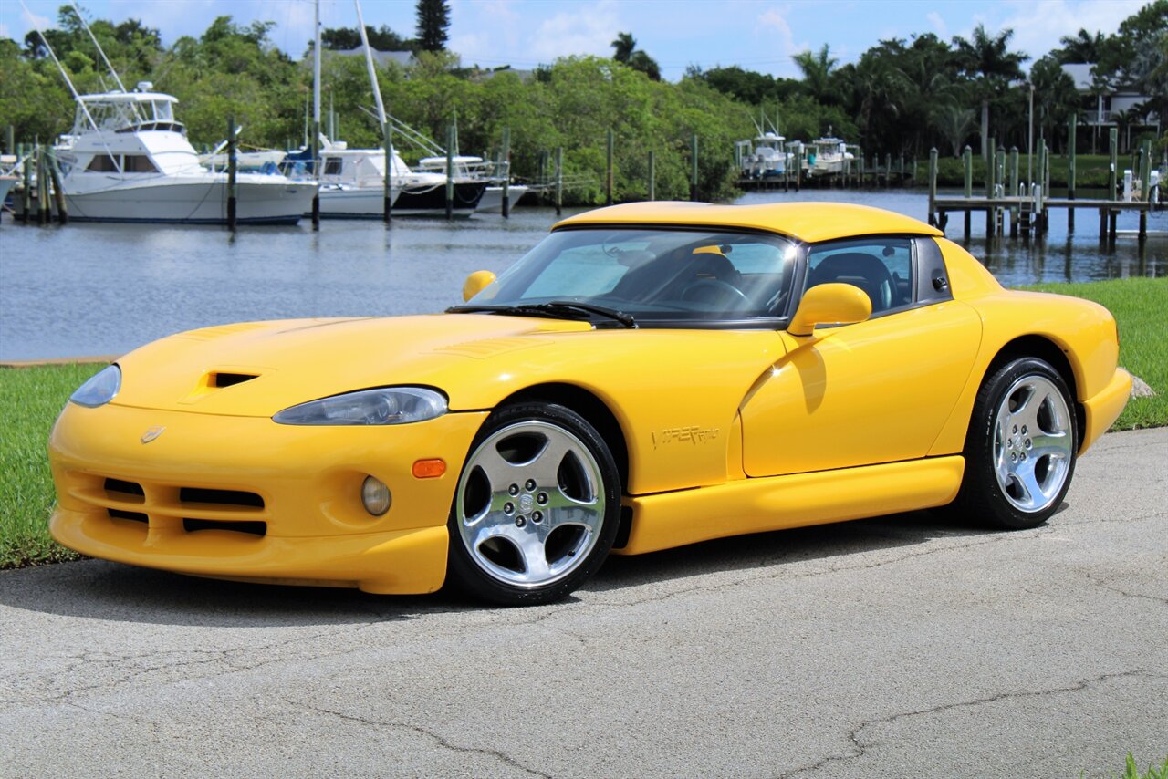 2002 Dodge Viper RT/10   - Photo 1 - Stuart, FL 34997