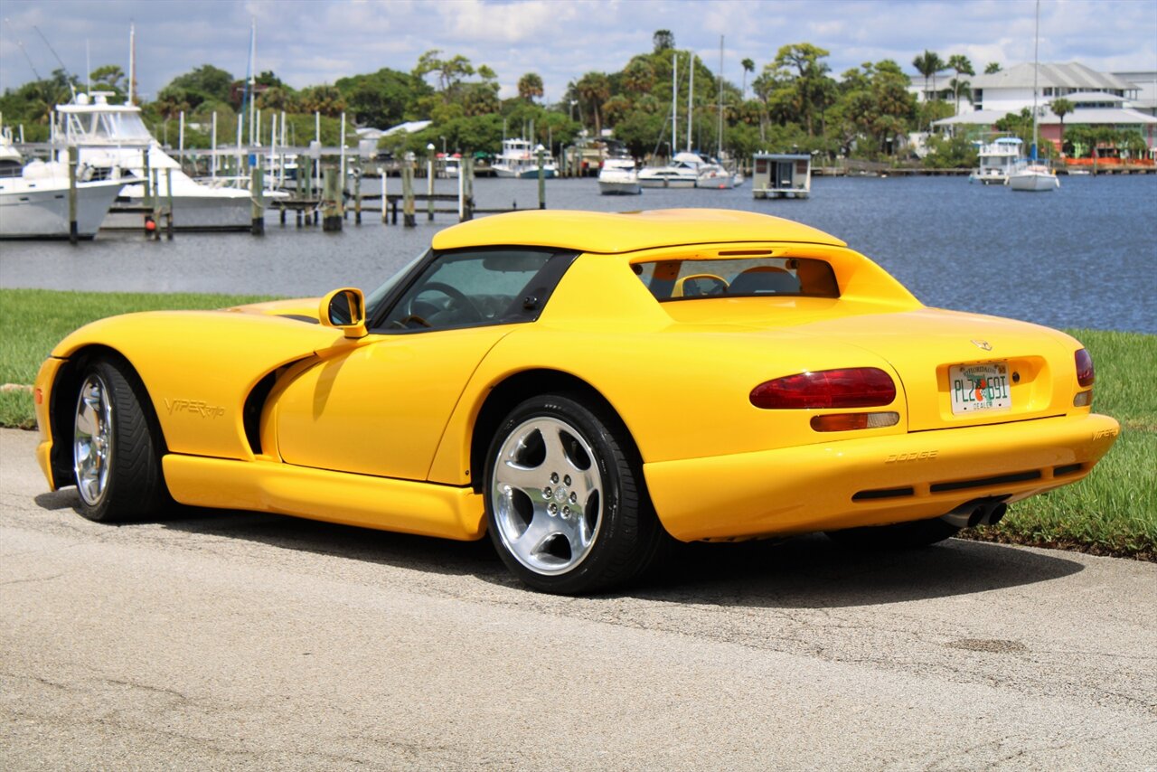 2002 Dodge Viper RT/10   - Photo 5 - Stuart, FL 34997