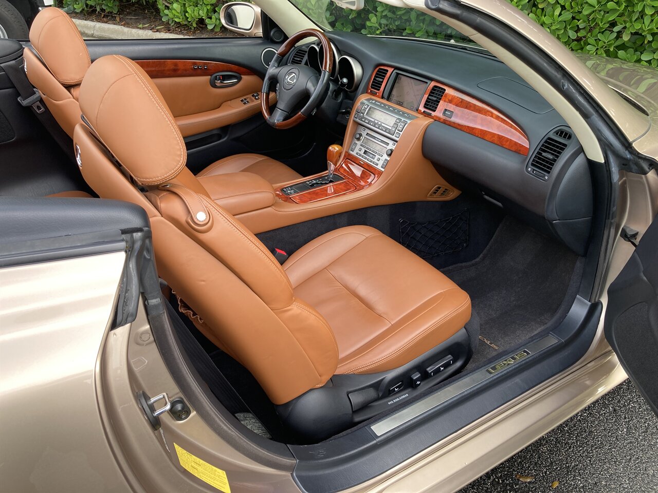 2005 Lexus SC 430   - Photo 17 - Stuart, FL 34997