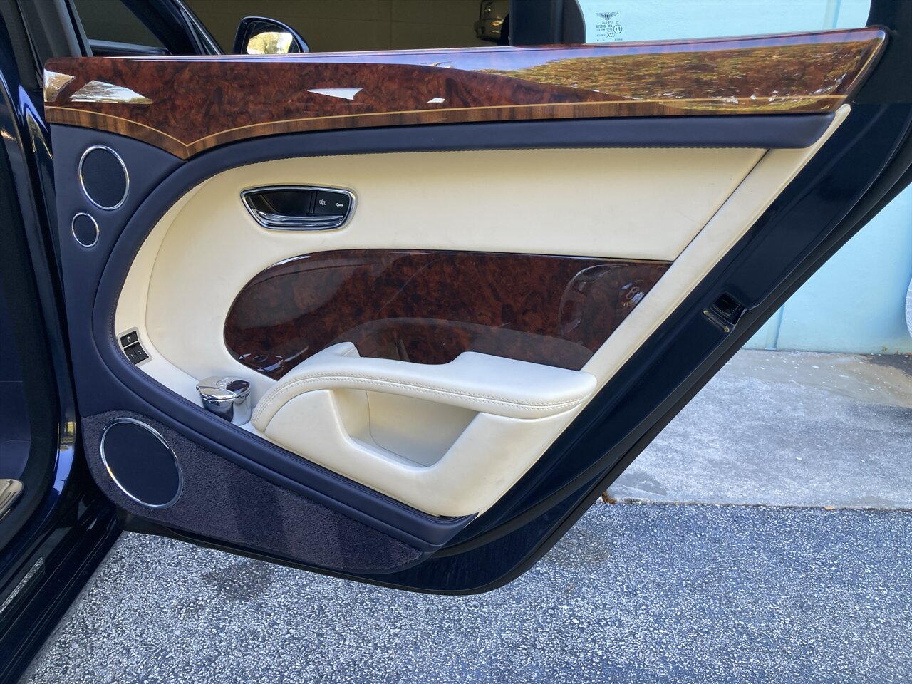2016 Bentley Mulsanne   - Photo 45 - Stuart, FL 34997
