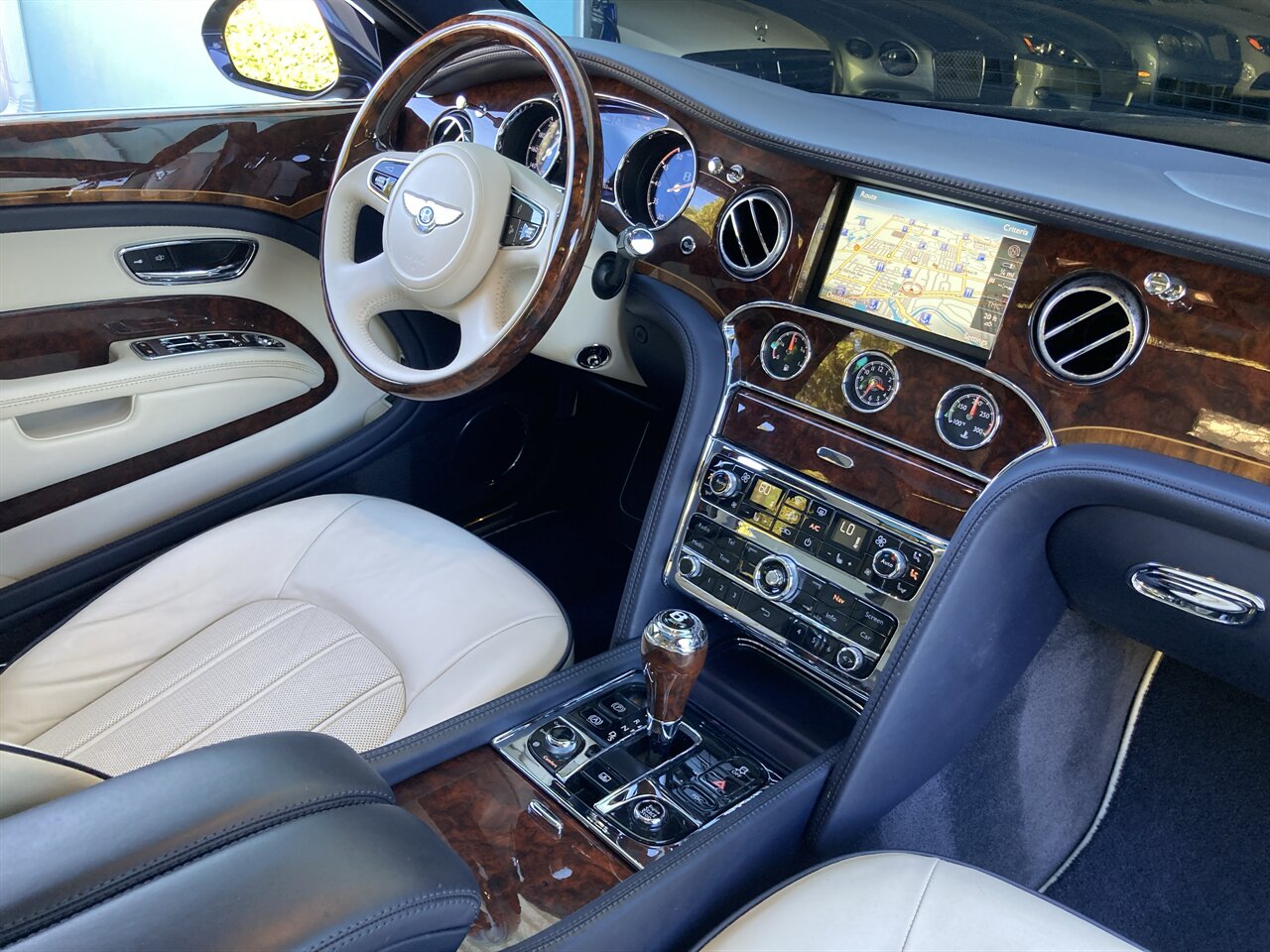 2016 Bentley Mulsanne   - Photo 2 - Stuart, FL 34997