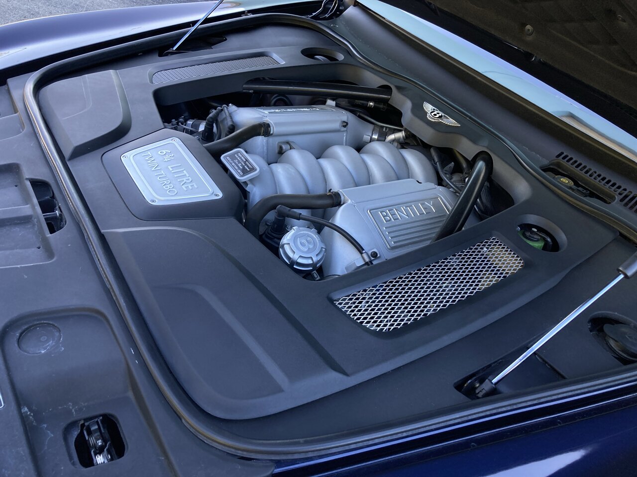 2016 Bentley Mulsanne   - Photo 48 - Stuart, FL 34997