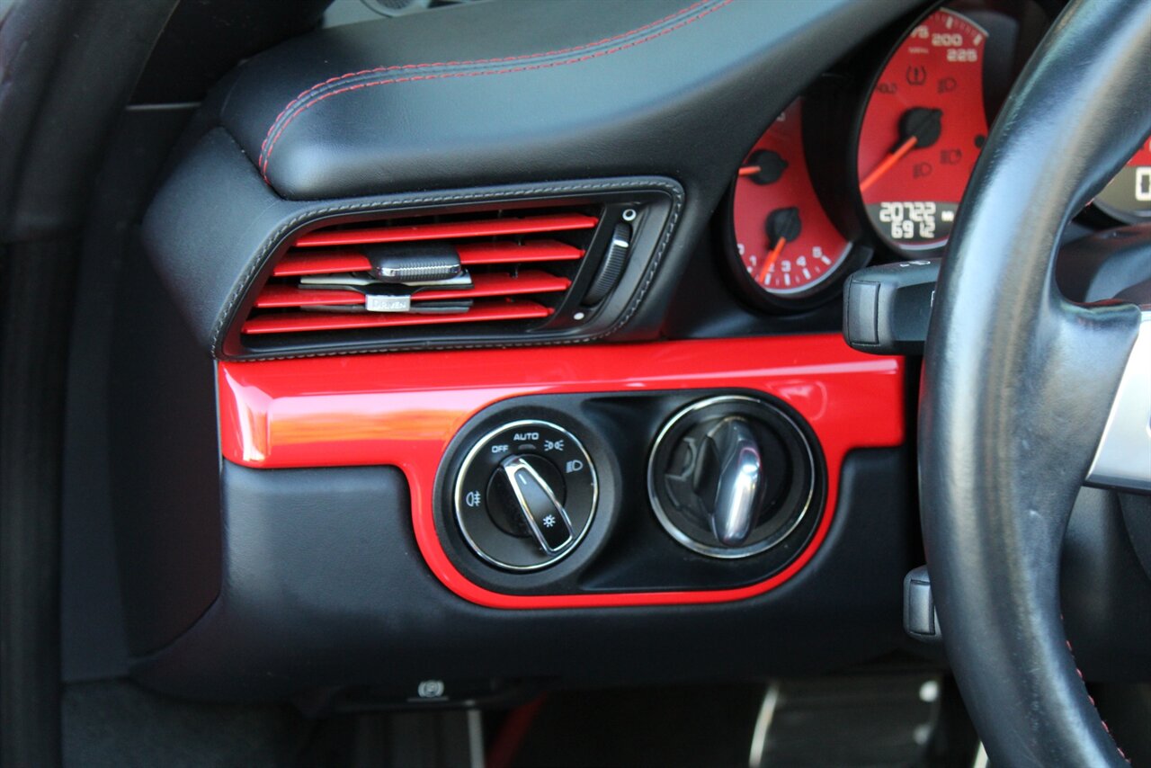 2014 Porsche 911 Turbo S   - Photo 25 - Stuart, FL 34997