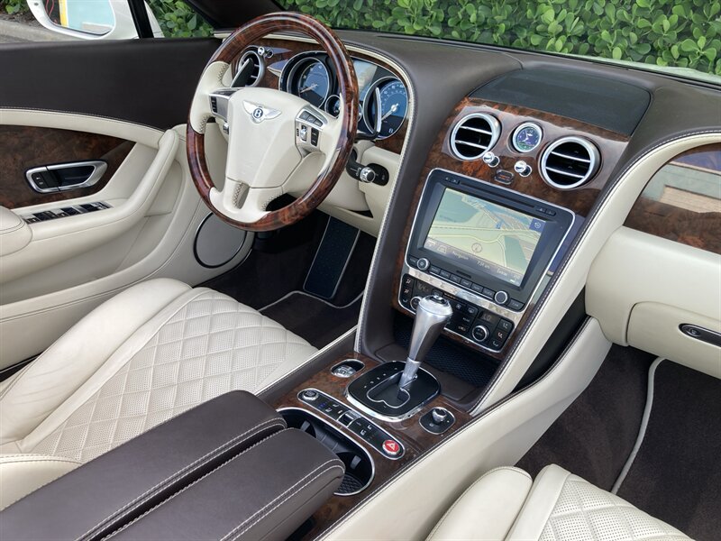 2017 Bentley Continental GT  