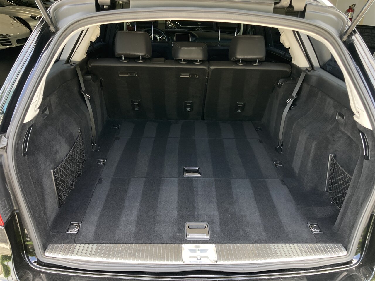 2014 Mercedes-Benz E 350 Sport 4MATIC - Photo 36 - Stuart, FL 34997