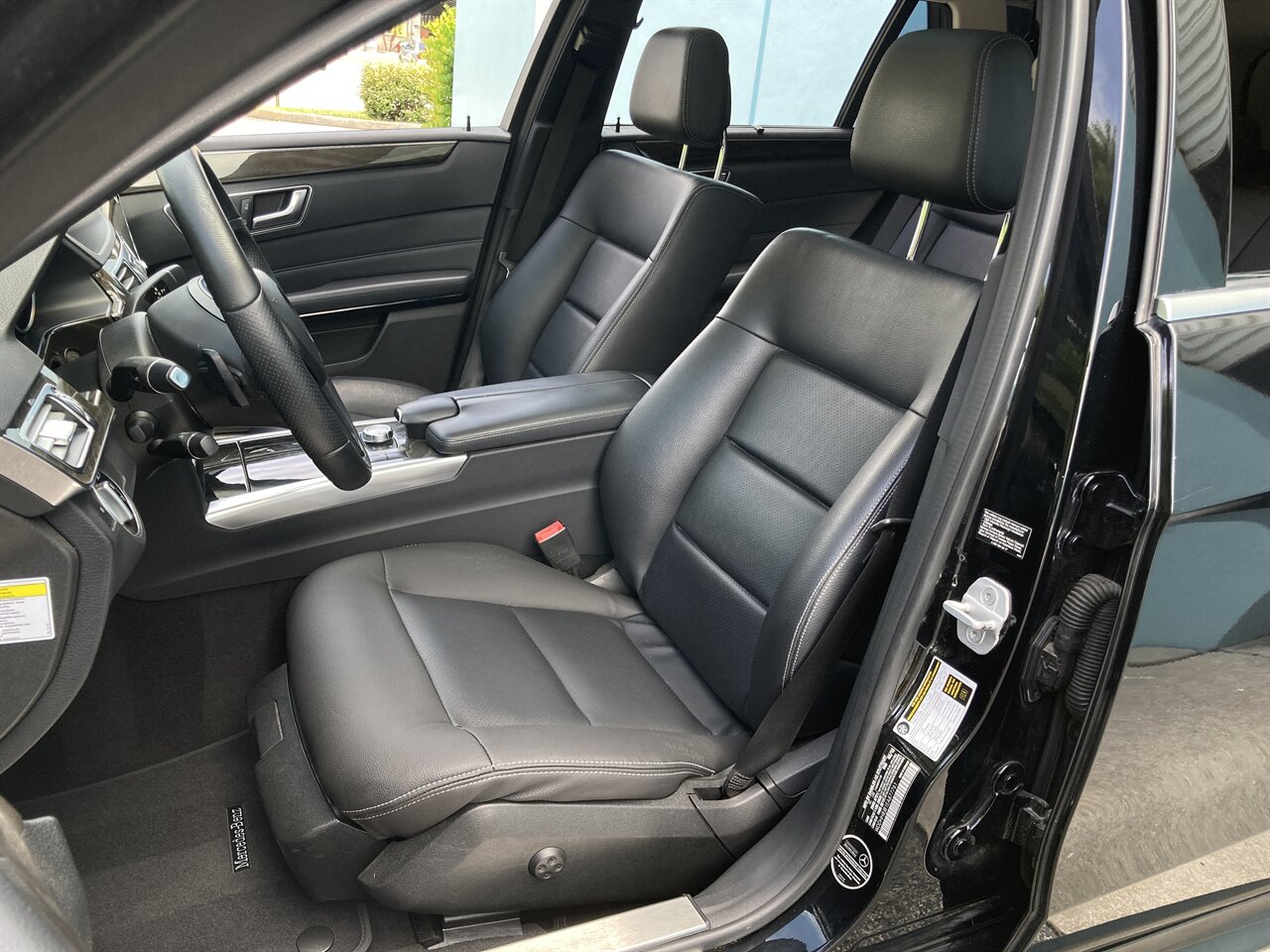 2014 Mercedes-Benz E 350 Sport 4MATIC - Photo 16 - Stuart, FL 34997
