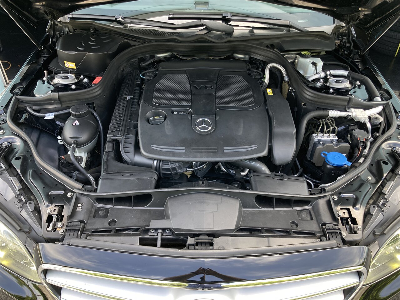 2014 Mercedes-Benz E 350 Sport 4MATIC - Photo 40 - Stuart, FL 34997
