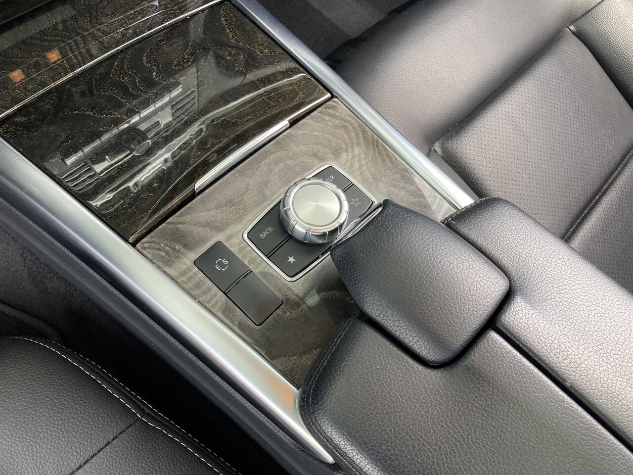 2014 Mercedes-Benz E 350 Sport 4MATIC - Photo 30 - Stuart, FL 34997