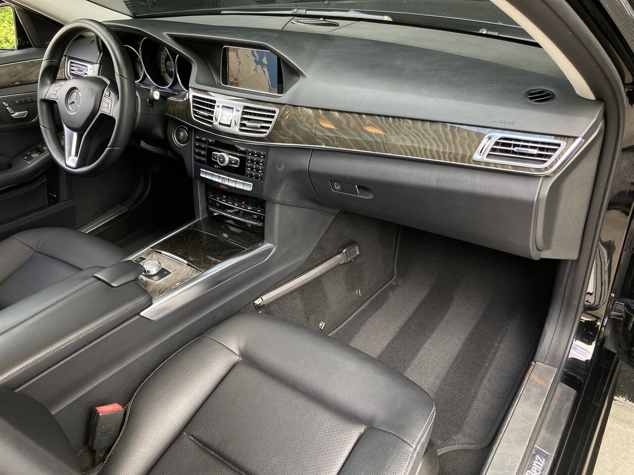 2014 Mercedes-Benz E 350 Sport 4MATIC - Photo 24 - Stuart, FL 34997