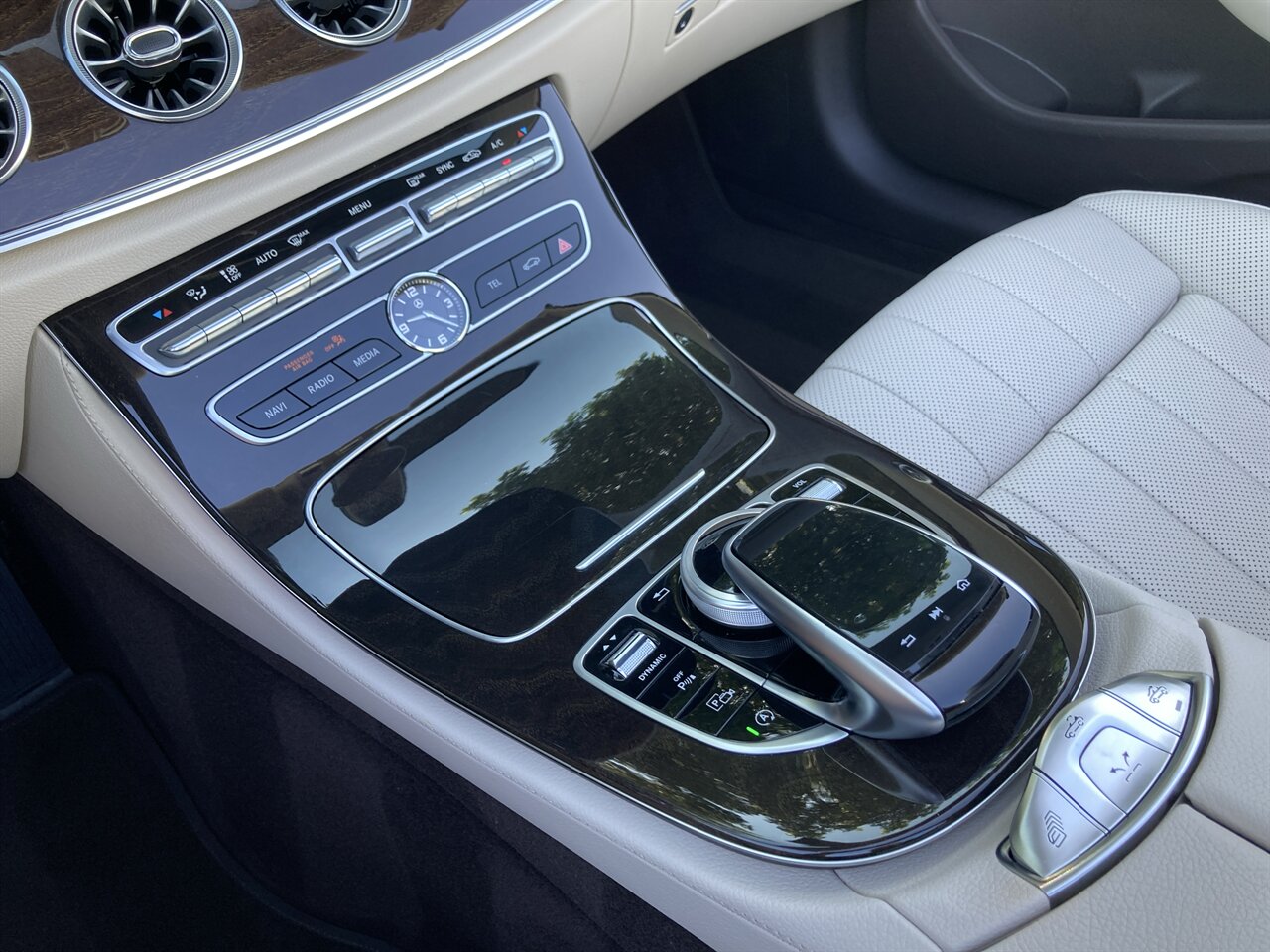 2020 Mercedes-Benz E 450 - Photo 27 - Stuart, FL 34997