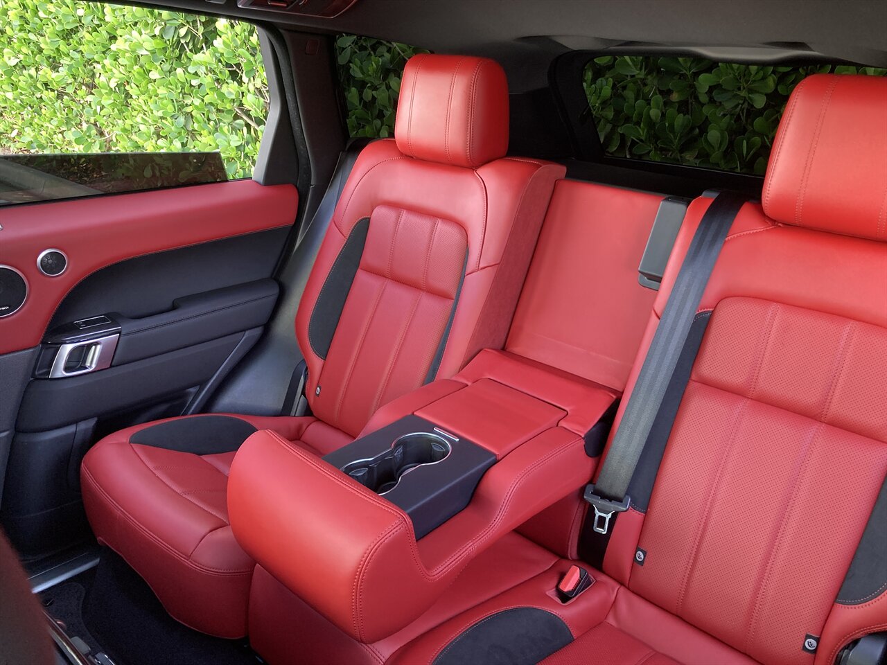 2019 Land Rover Range Rover Sport Supercharged Dynamic   - Photo 18 - Stuart, FL 34997