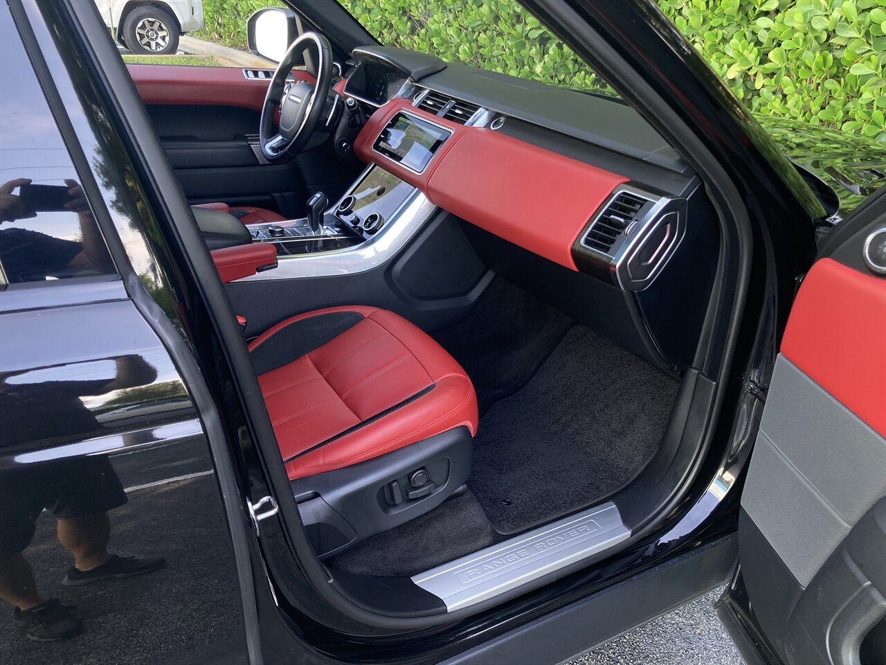 2019 Land Rover Range Rover Sport Supercharged Dynamic   - Photo 21 - Stuart, FL 34997