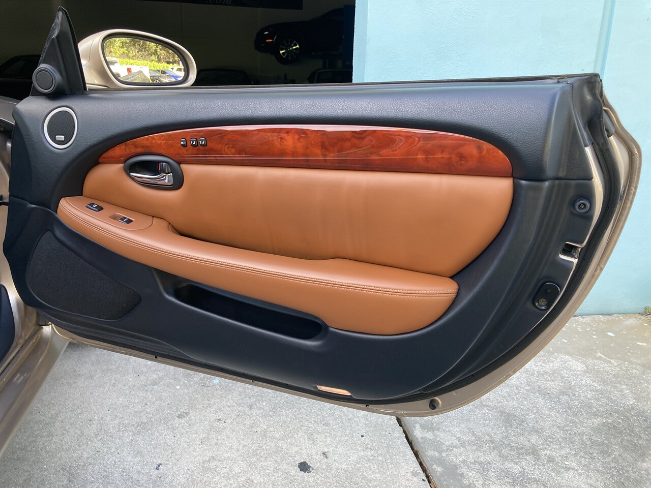 2004 Lexus SC 430   - Photo 32 - Stuart, FL 34997