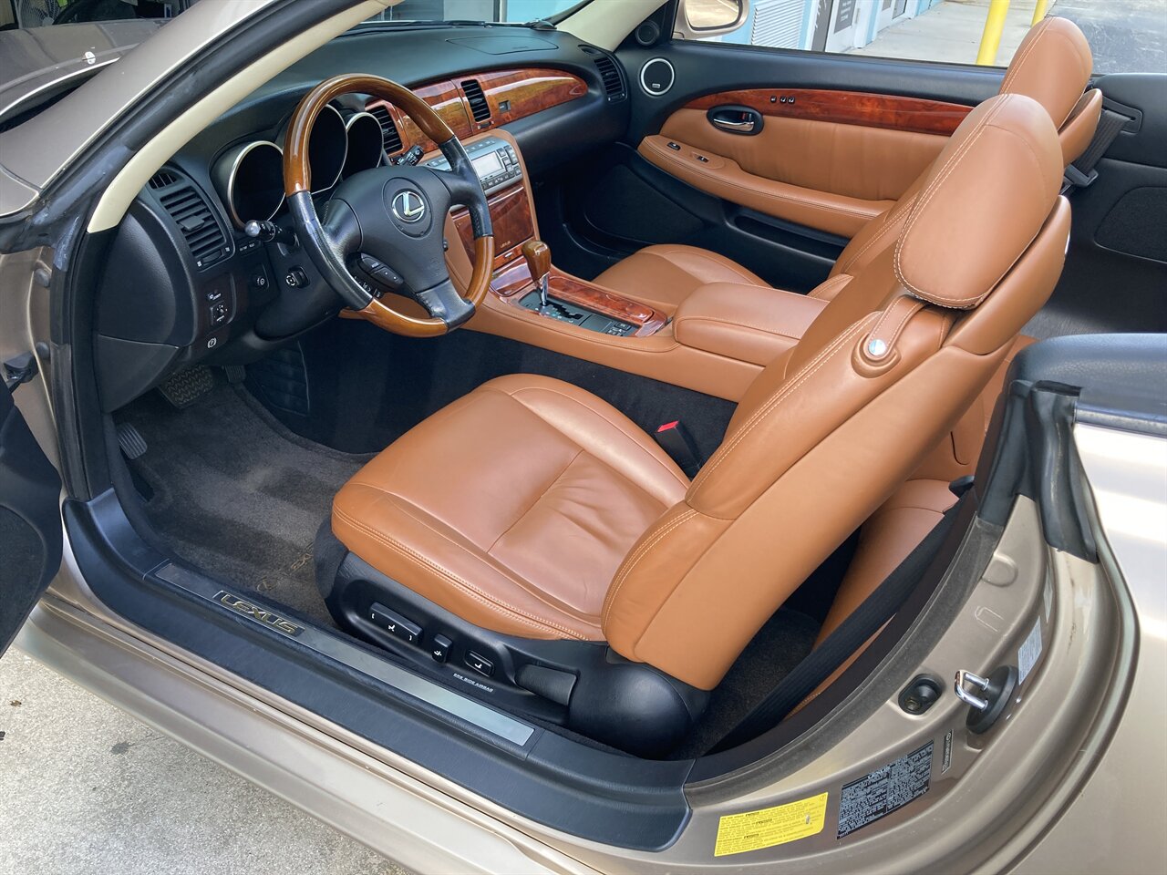 2004 Lexus SC 430   - Photo 14 - Stuart, FL 34997