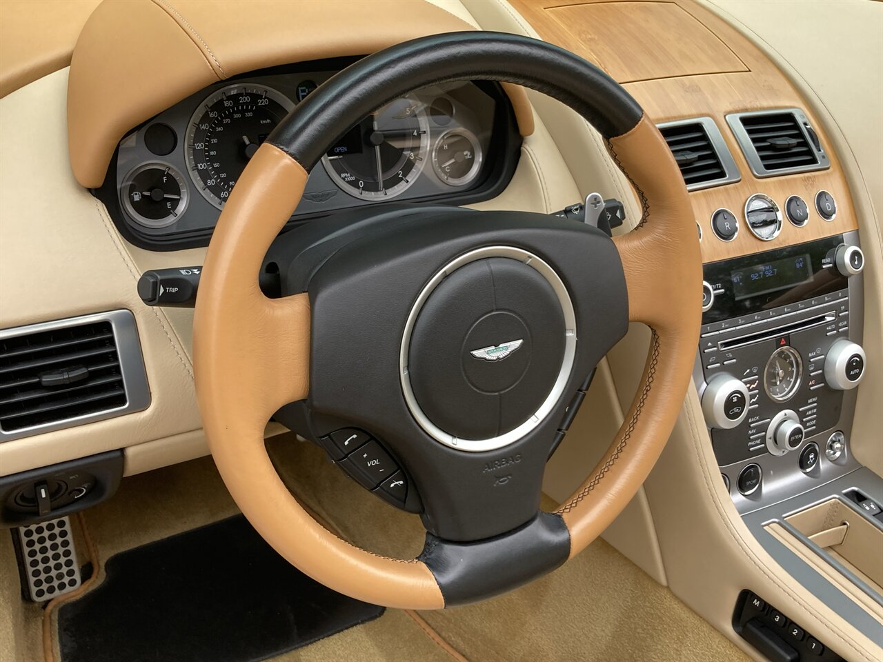 2011 Aston Martin DB9 Volante - Photo 19 - Stuart, FL 34997