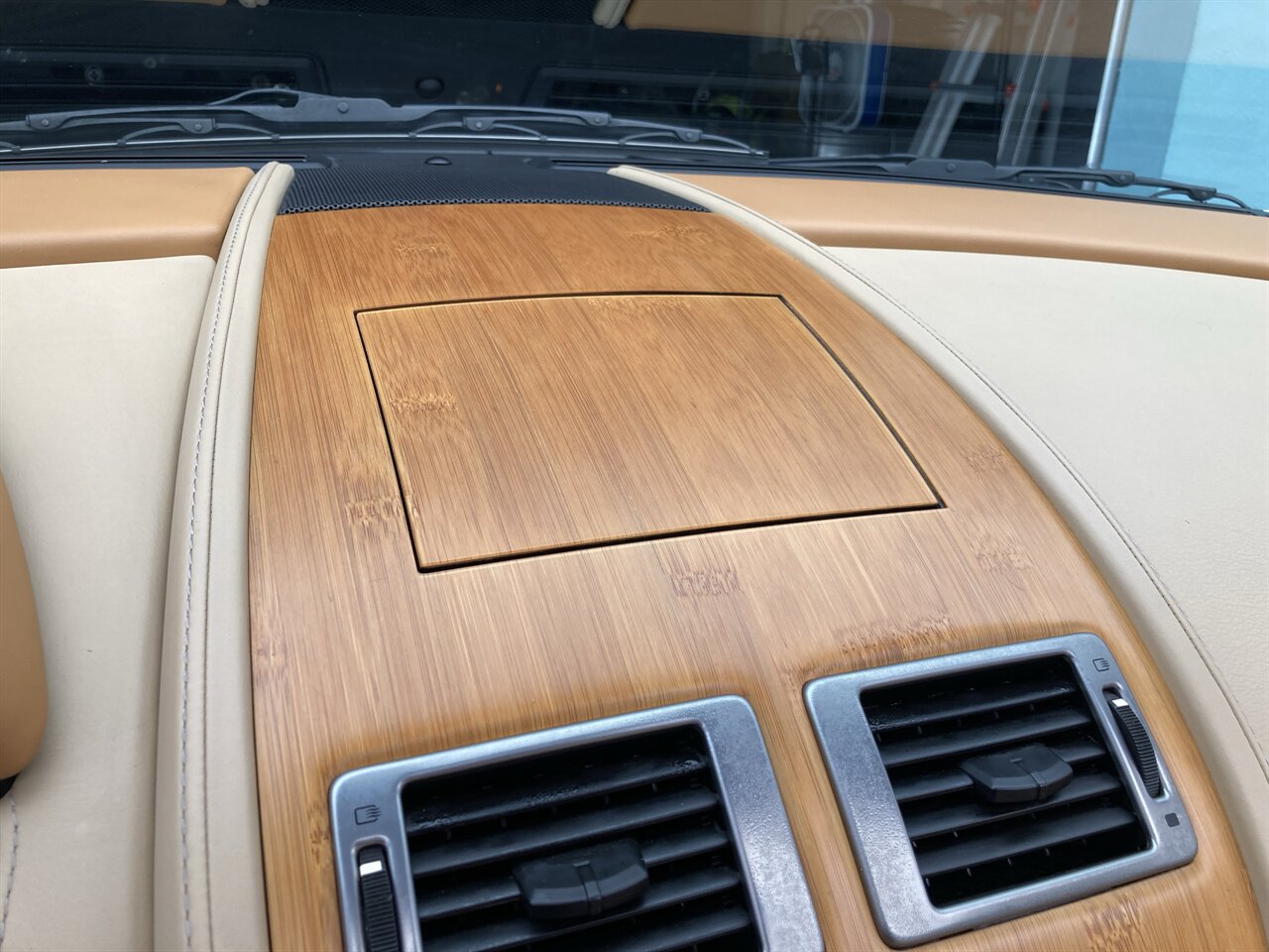 2011 Aston Martin DB9 Volante - Photo 23 - Stuart, FL 34997