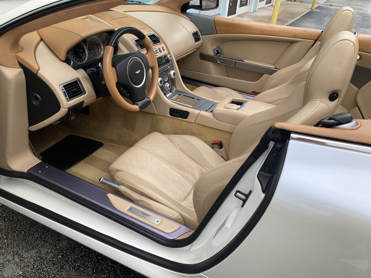2011 Aston Martin DB9 Volante - Photo 13 - Stuart, FL 34997