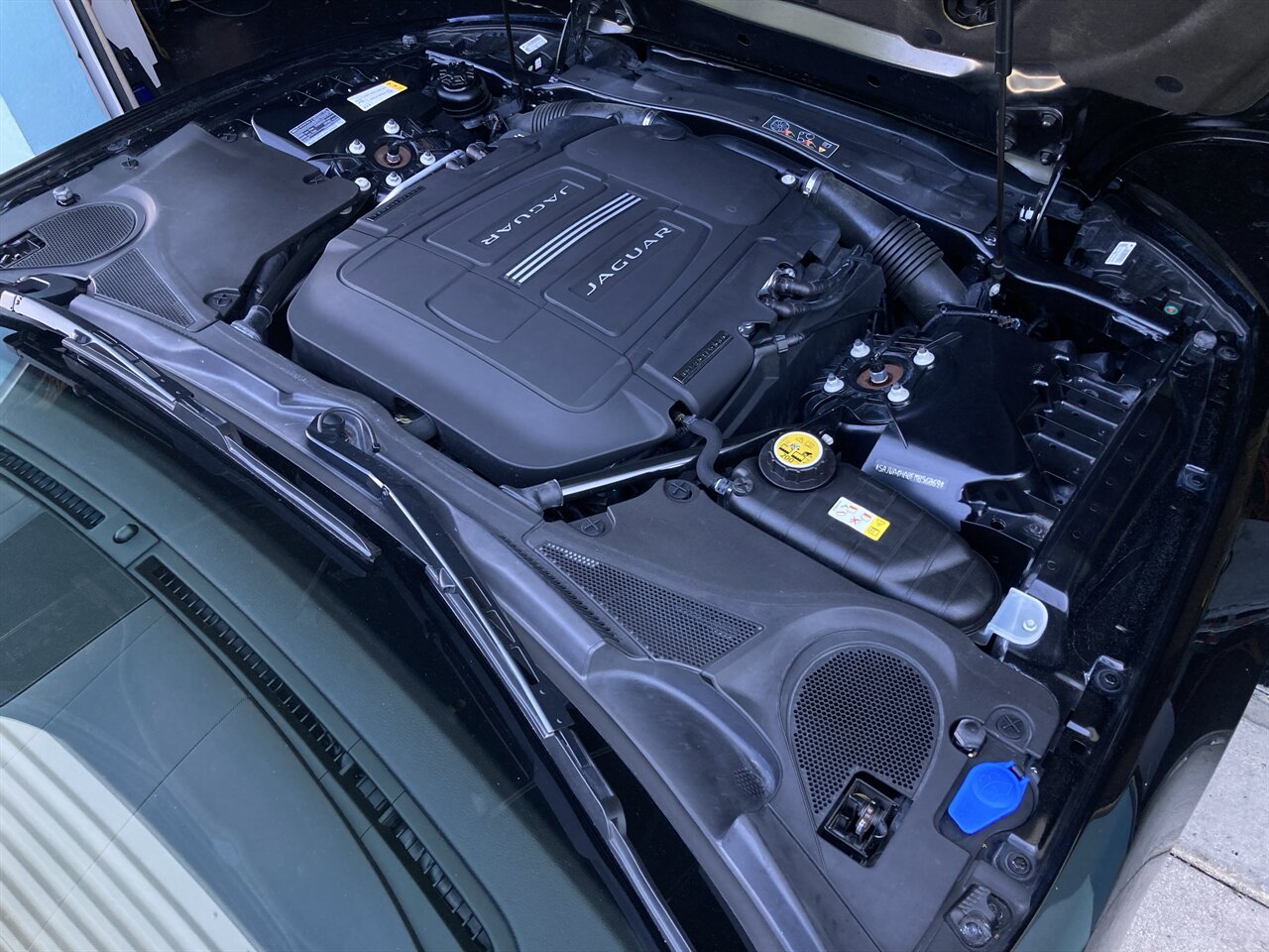 2015 Jaguar XK XKR-S   - Photo 33 - Stuart, FL 34997