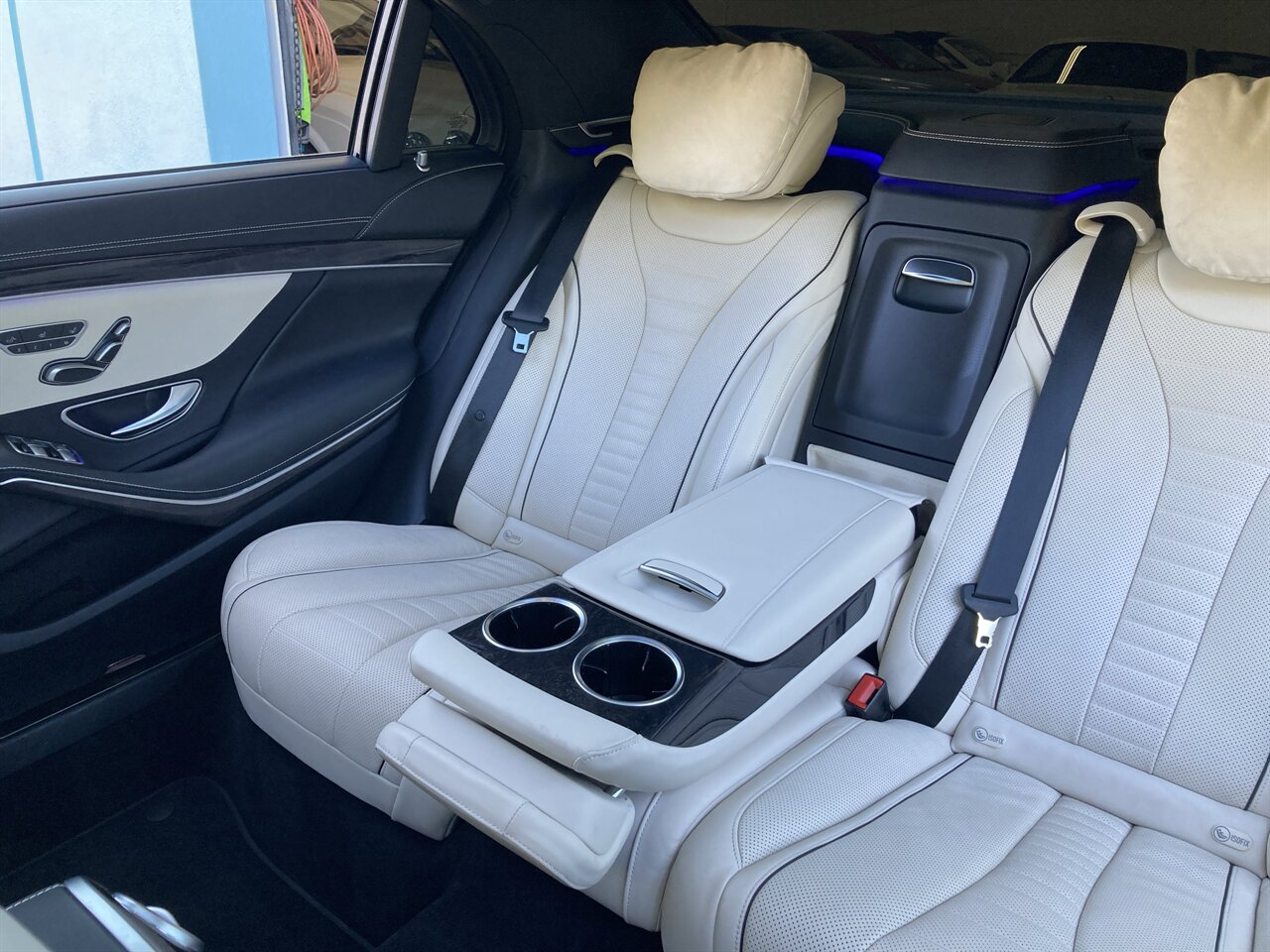 2017 Mercedes-Benz S 550 4MATIC - Photo 17 - Stuart, FL 34997