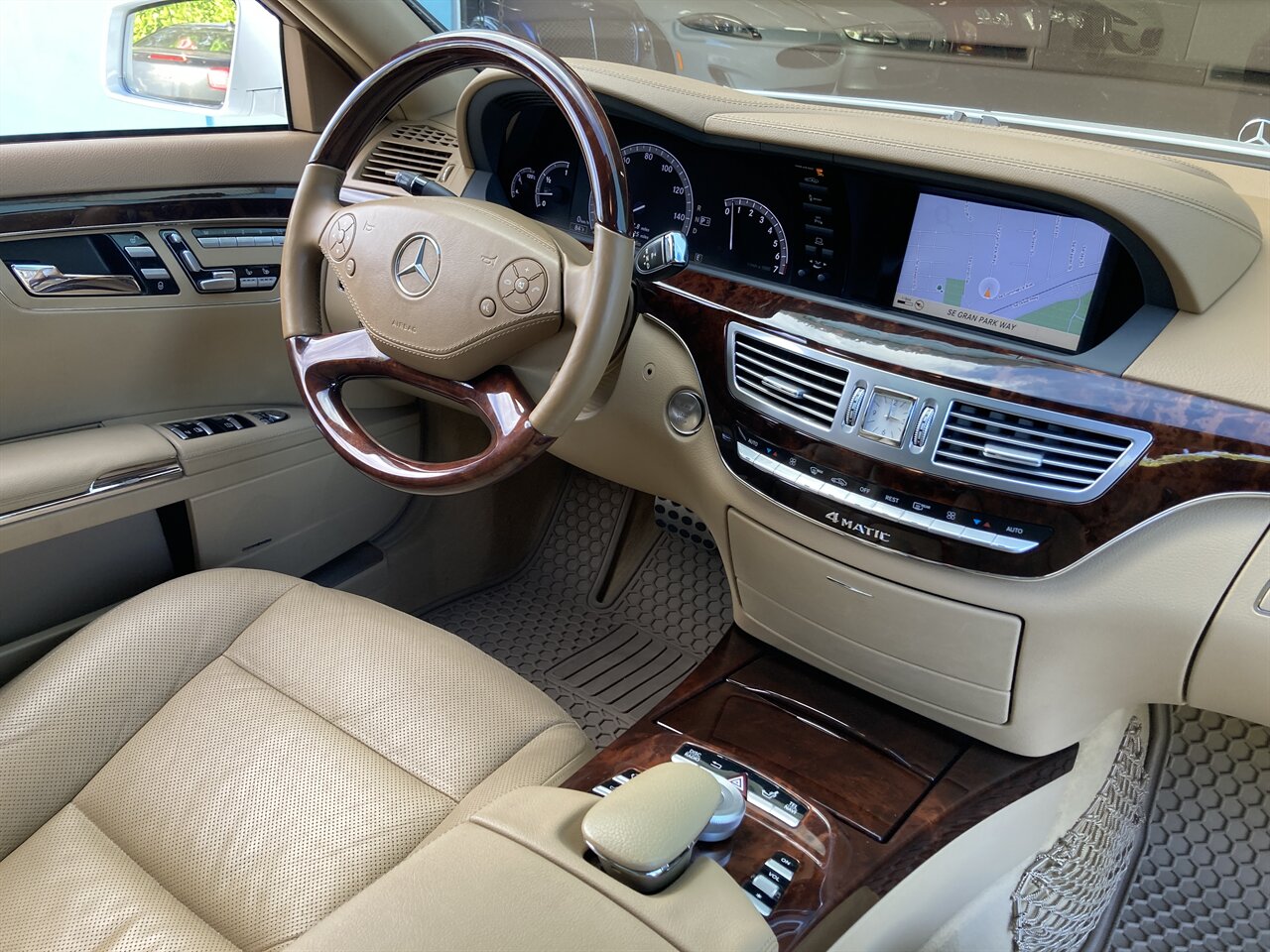 2011 Mercedes-Benz S 550 4MATIC   - Photo 2 - Stuart, FL 34997