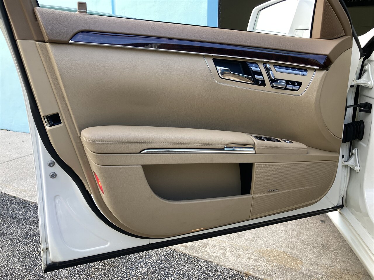 2011 Mercedes-Benz S 550 4MATIC   - Photo 37 - Stuart, FL 34997