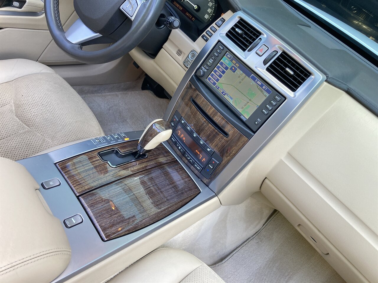 2008 Cadillac XLR-V   - Photo 27 - Stuart, FL 34997
