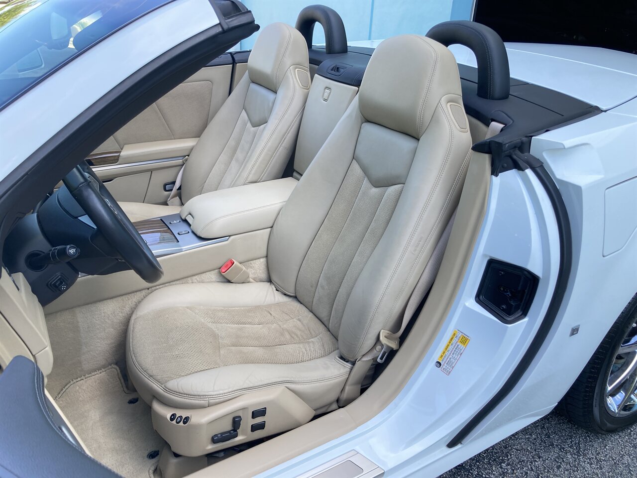 2008 Cadillac XLR-V   - Photo 15 - Stuart, FL 34997