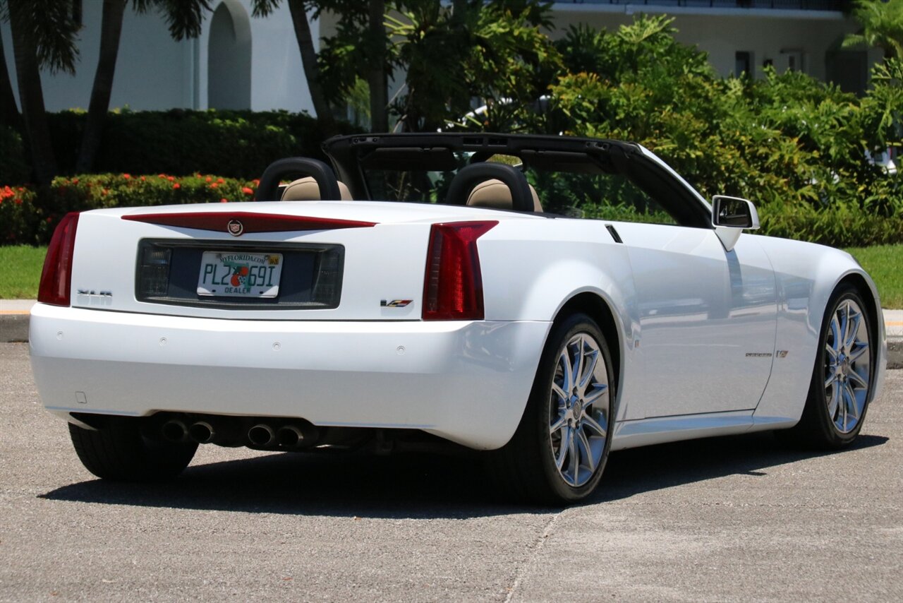 2008 Cadillac XLR-V   - Photo 13 - Stuart, FL 34997
