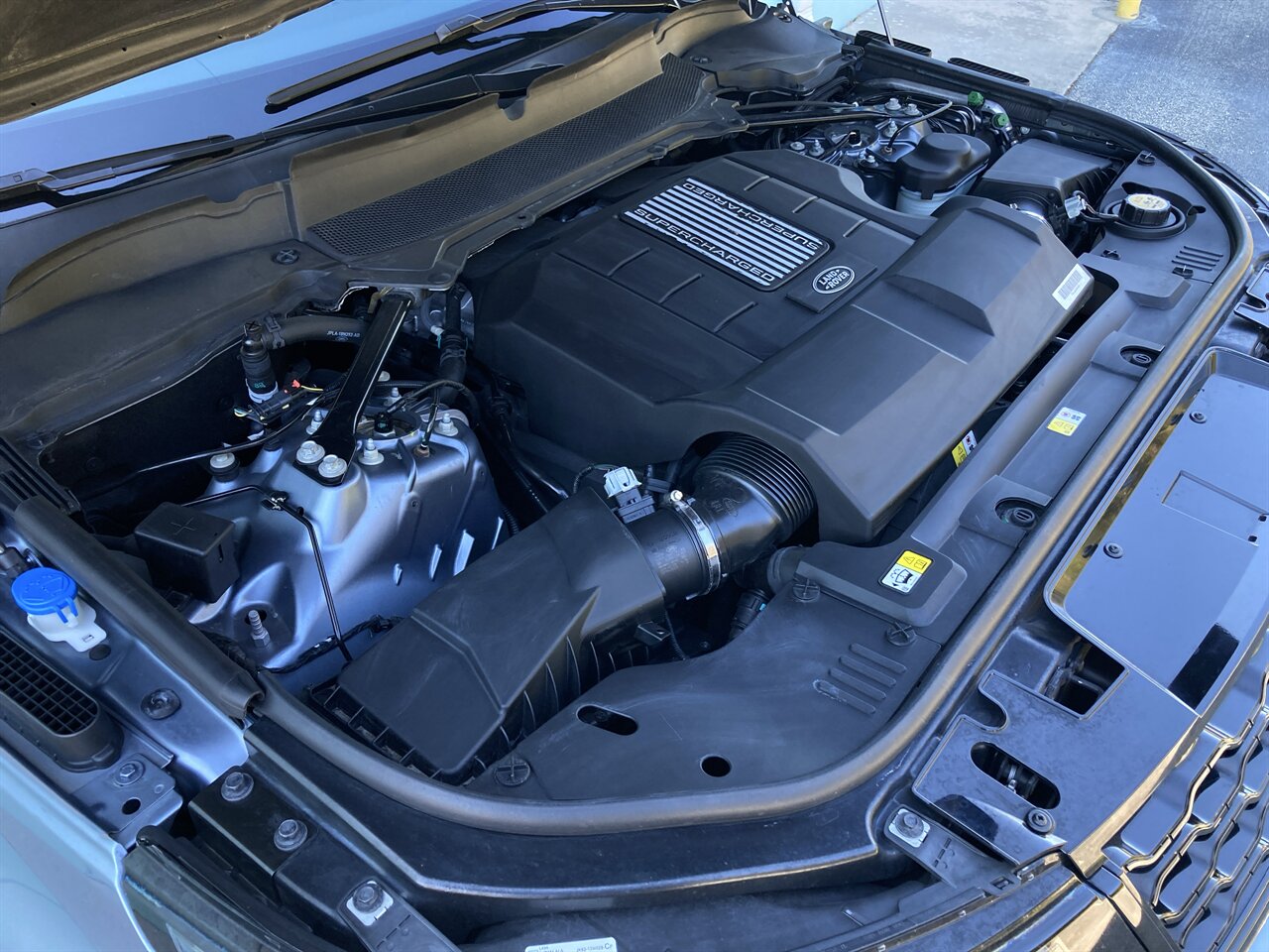 2019 Land Rover Range Rover Sport Supercharged Dynamic - Photo 44 - Stuart, FL 34997