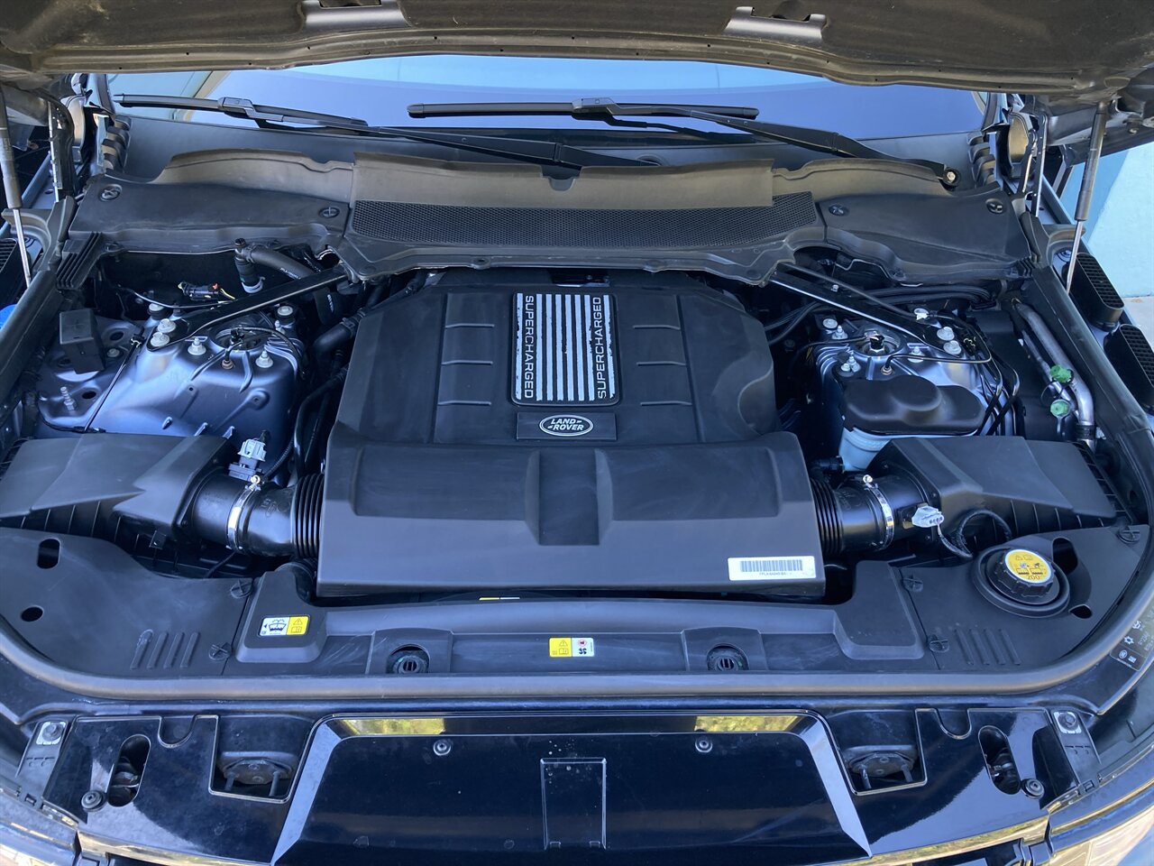 2019 Land Rover Range Rover Sport Supercharged Dynamic - Photo 43 - Stuart, FL 34997