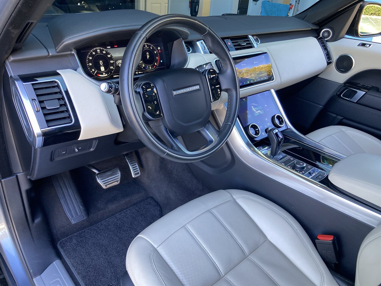 2019 Land Rover Range Rover Sport Supercharged Dynamic - Photo 22 - Stuart, FL 34997
