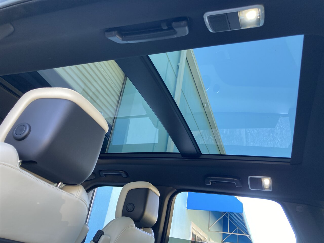 2019 Land Rover Range Rover Sport Supercharged Dynamic - Photo 35 - Stuart, FL 34997