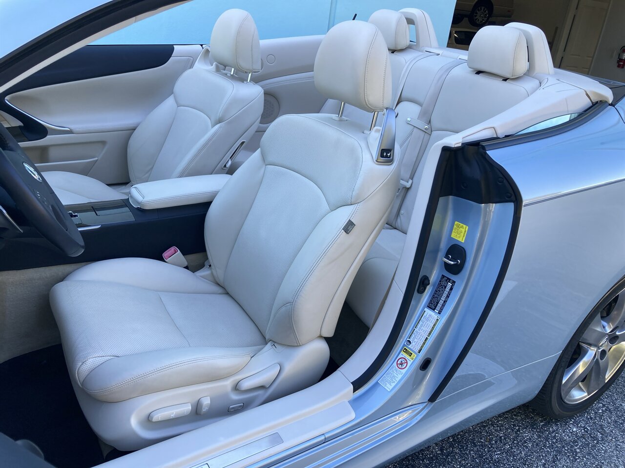 2010 Lexus IS 350C   - Photo 15 - Stuart, FL 34997