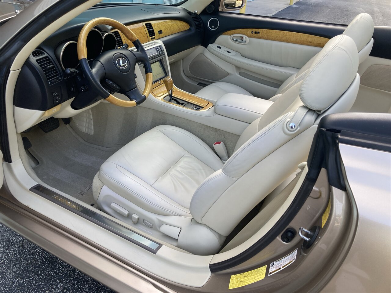 2005 Lexus SC 430 - Photo 14 - Stuart, FL 34997