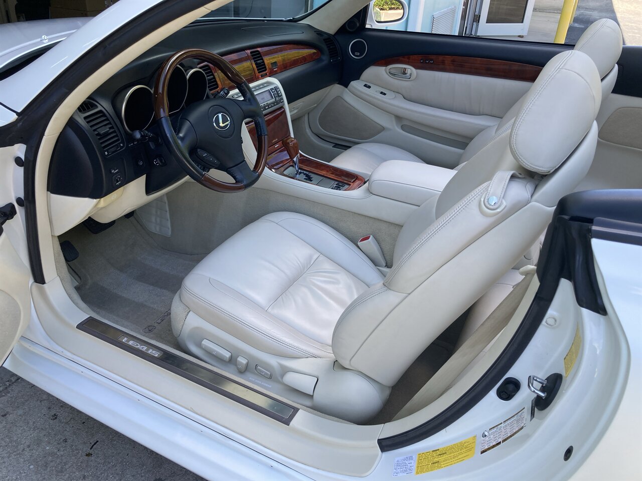 2008 Lexus SC 430   - Photo 14 - Stuart, FL 34997