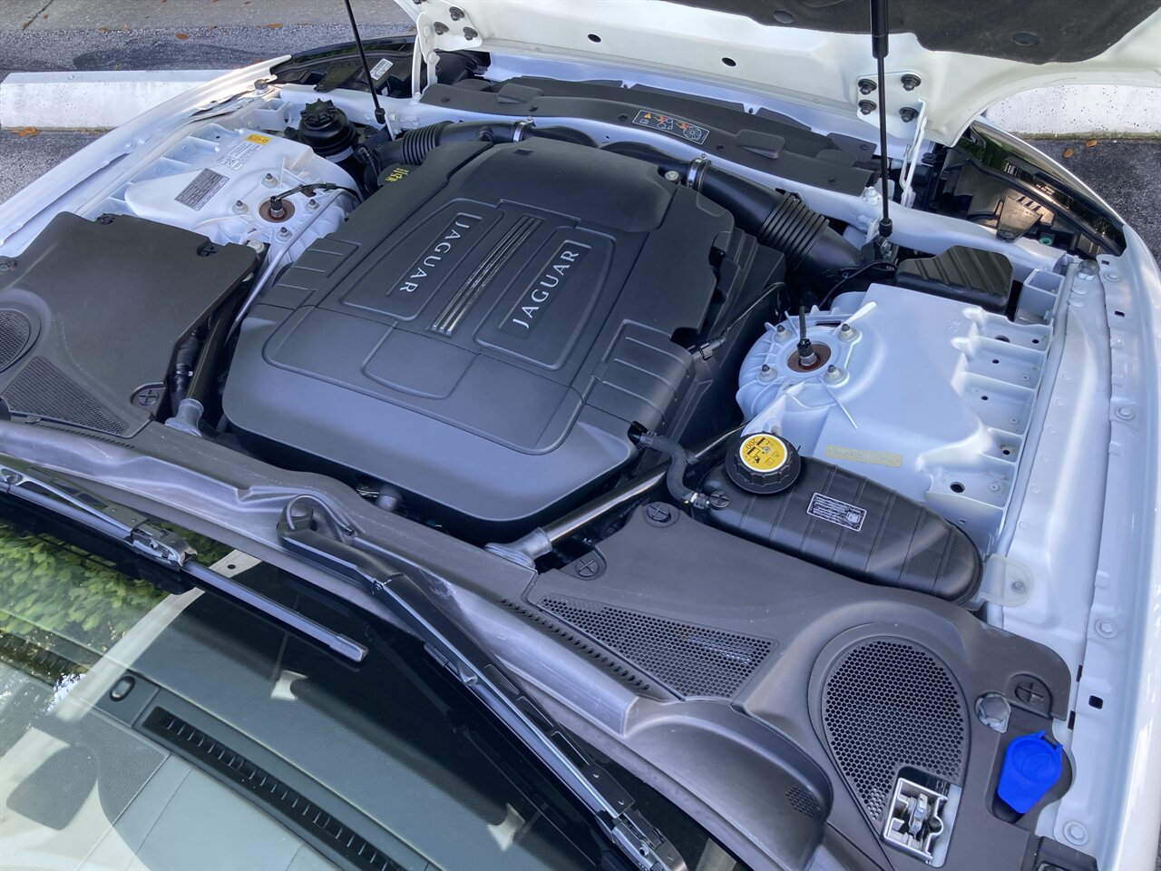 2013 Jaguar XK   - Photo 33 - Stuart, FL 34997
