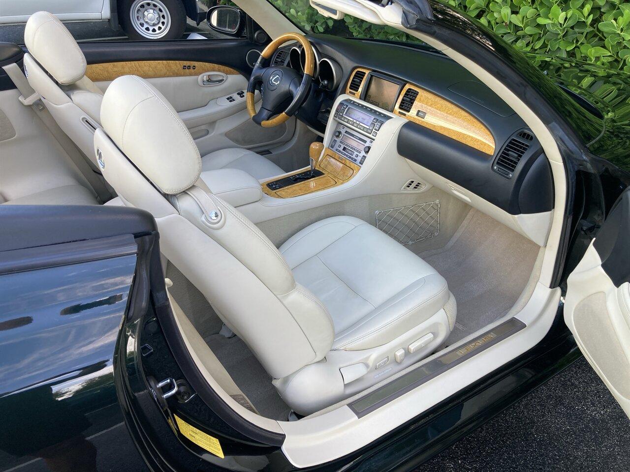 2005 Lexus SC 430 - Photo 17 - Stuart, FL 34997