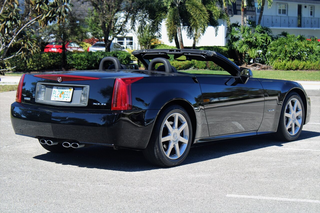 2005 Cadillac XLR   - Photo 11 - Stuart, FL 34997