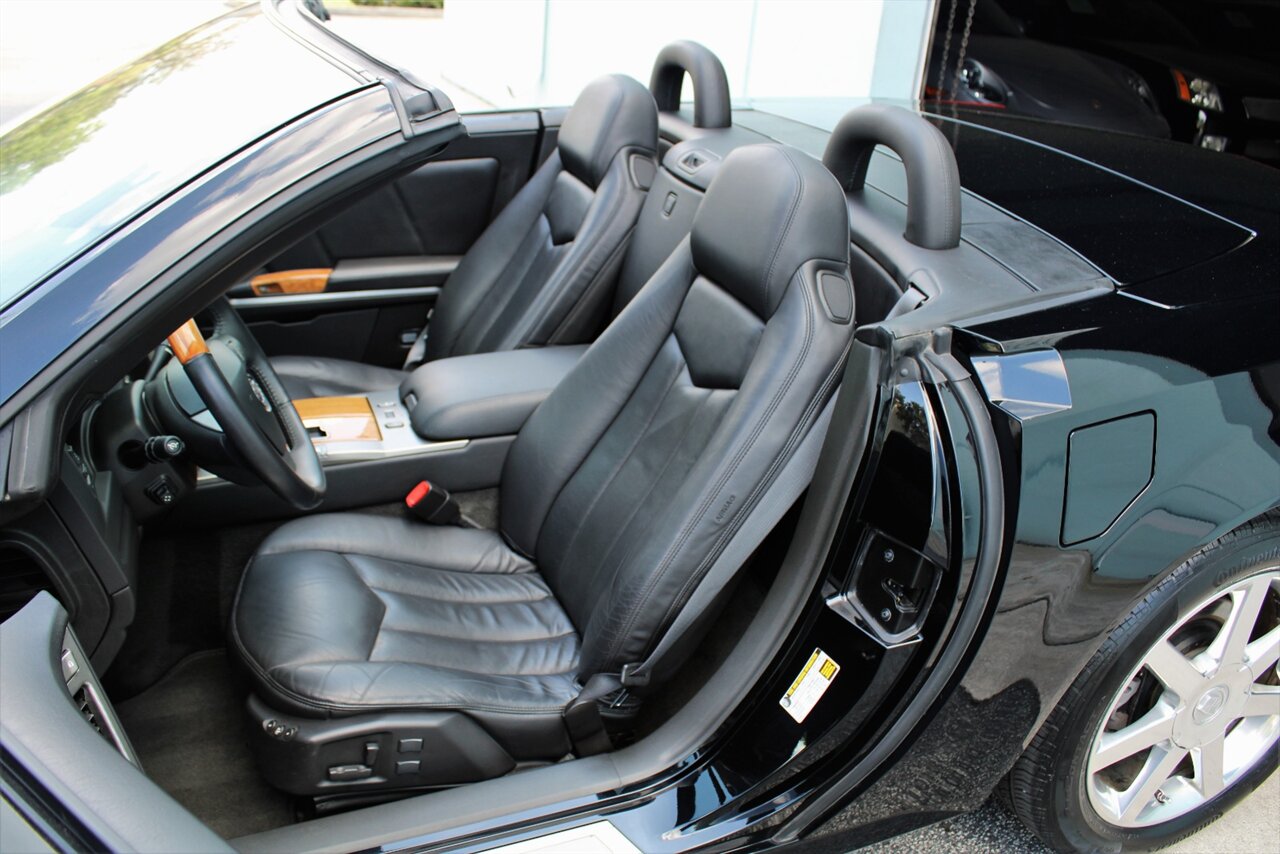 2005 Cadillac XLR   - Photo 13 - Stuart, FL 34997