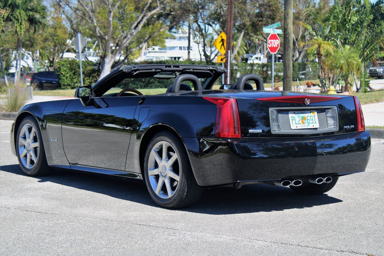 2005 Cadillac XLR   - Photo 10 - Stuart, FL 34997