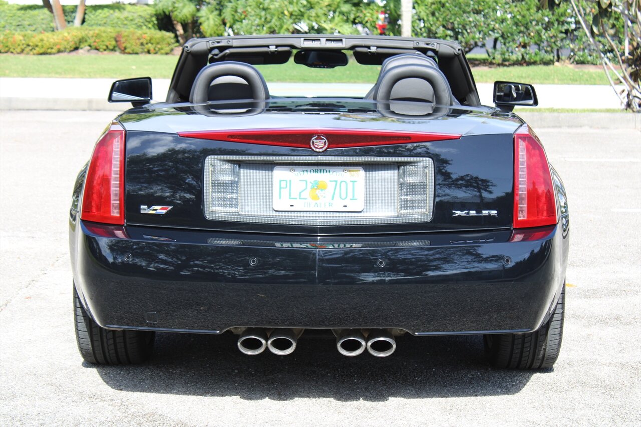 2008 Cadillac XLR-V   - Photo 9 - Stuart, FL 34997