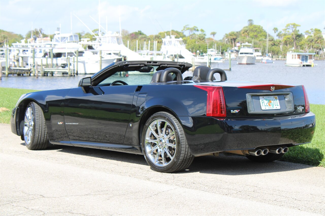 2008 Cadillac XLR-V   - Photo 5 - Stuart, FL 34997