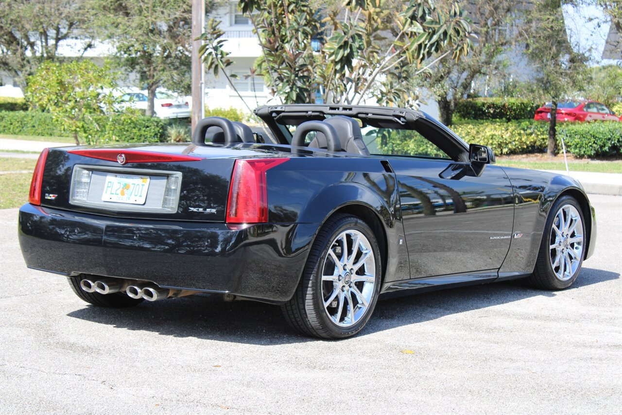 2008 Cadillac XLR-V   - Photo 13 - Stuart, FL 34997