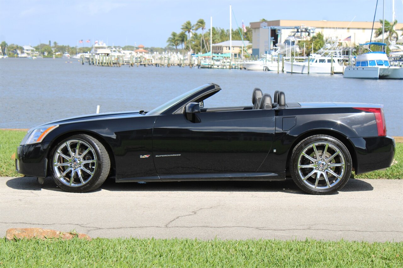 2008 Cadillac XLR-V   - Photo 6 - Stuart, FL 34997