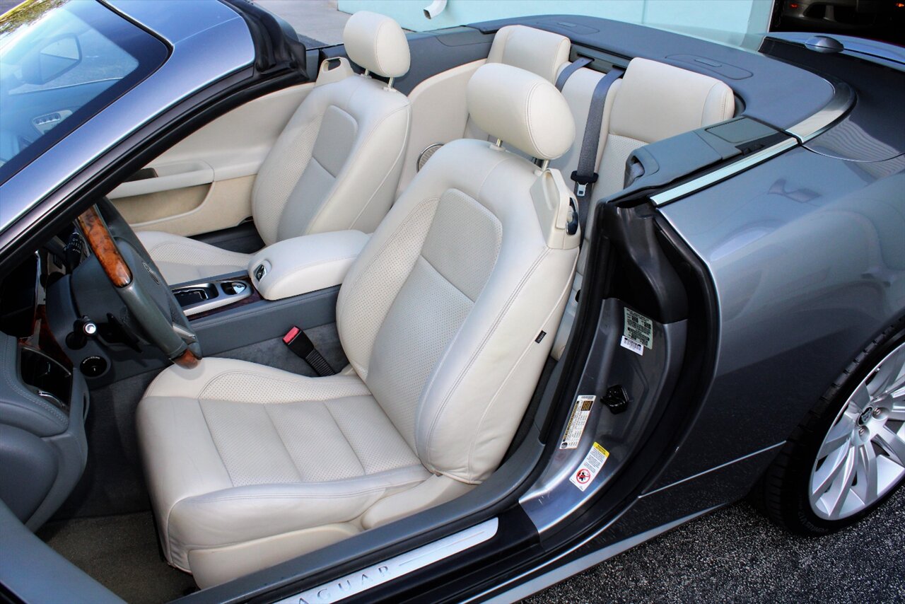 2007 Jaguar XK   - Photo 15 - Stuart, FL 34997