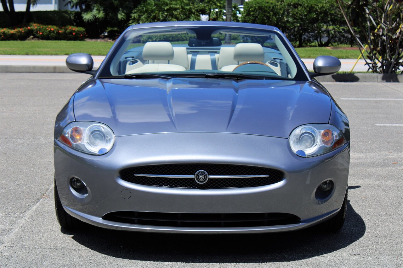 2007 Jaguar XK   - Photo 8 - Stuart, FL 34997