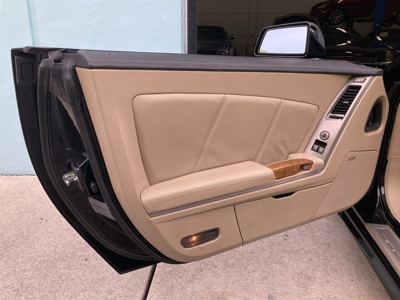 2009 Cadillac XLR Platinum   - Photo 28 - Stuart, FL 34997